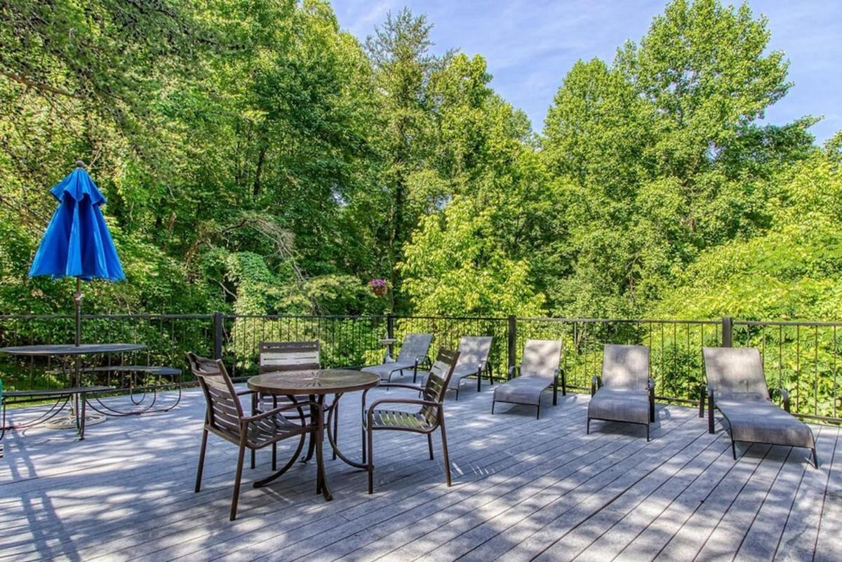 Pinecrest Townhomes-1King-2Queen Unit-Updated 비둘기 포지 외부 사진